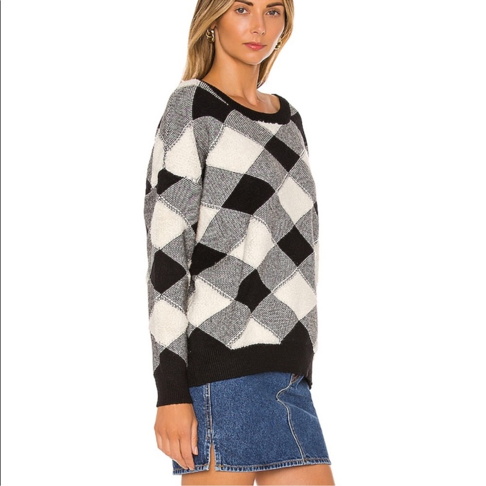 Revolve LOVERS + FRIENDS Arya boucle sweater - Picture 2 of 6